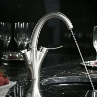 13963_195100_bg_29661