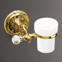 41990_185461_bg_18058